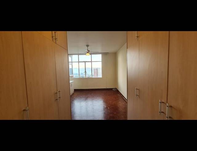 2 BEDROOM APARTMENT FOR SALE IN BEDFORD GARDENS